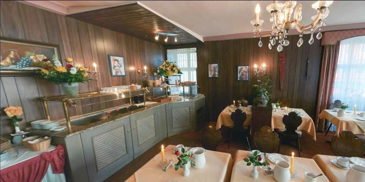 Goldene Rose Hotel